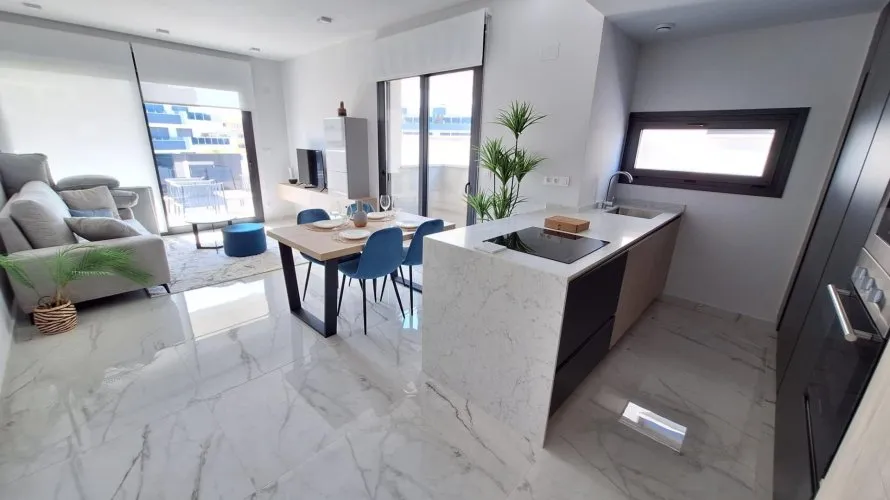 Apartment de 2 chambres à Torrevieja, Espagne No. 1669 № 5
