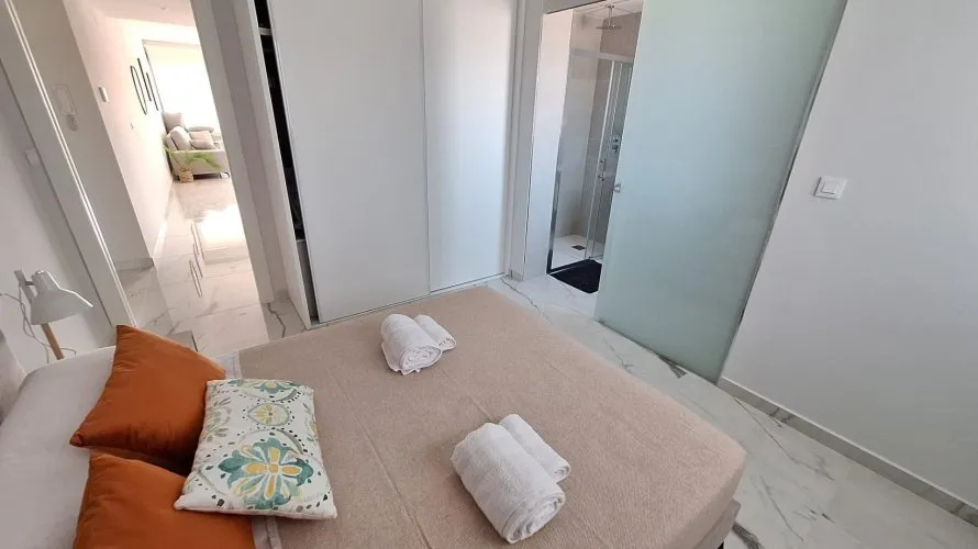 Apartment de 2 chambres à Torrevieja, Espagne No. 1669 № 7