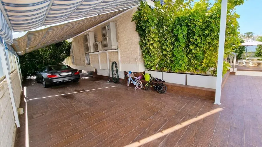 Apartment de 670m² à Torrevieja, Espagne No. 1708 № 2