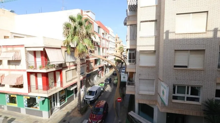 Apartment de 3 chambres à Torrevieja, Espagne No. 1764 № 2