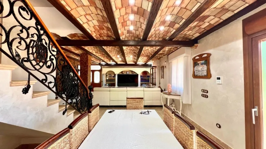 Villa de 4 chambres à Almoradi, Espagne No. 1754 № 8