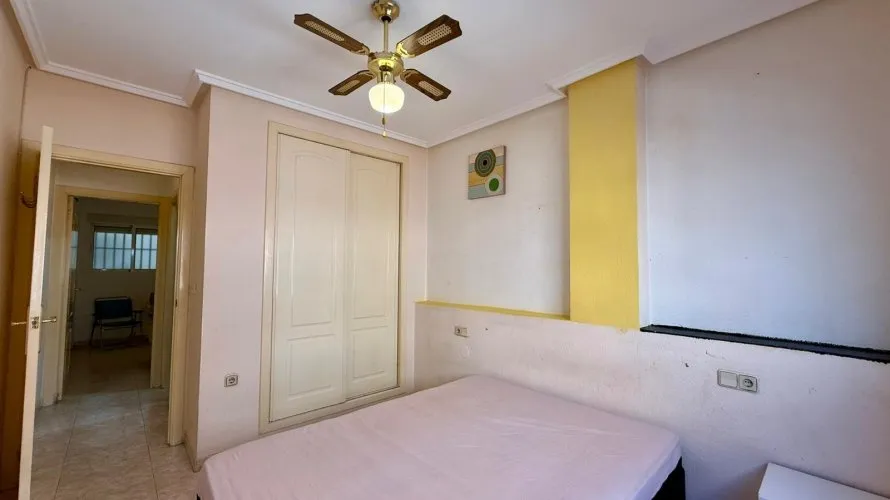 Apartment de 2 chambres à Torrevieja, Espagne No. 1704 № 17