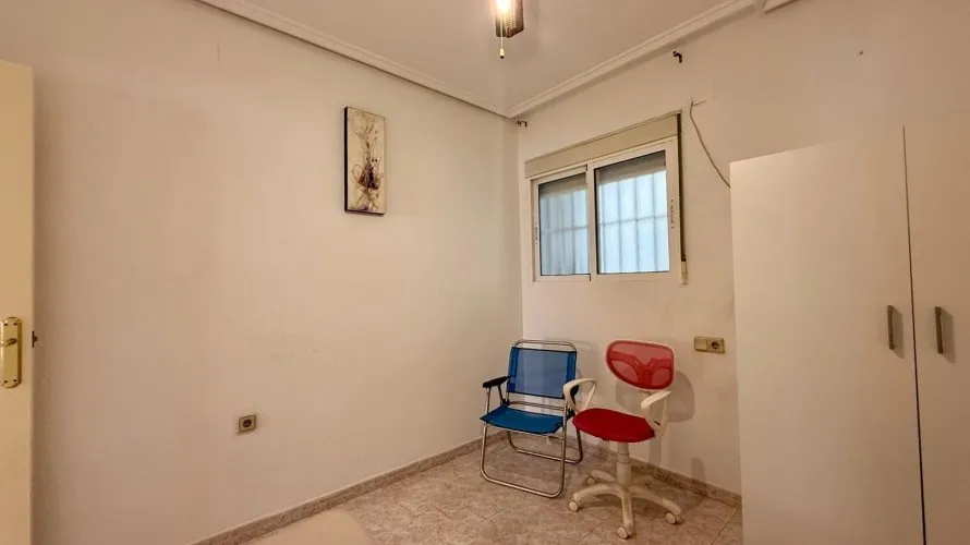 Apartment de 2 chambres à Torrevieja, Espagne No. 1704 № 16