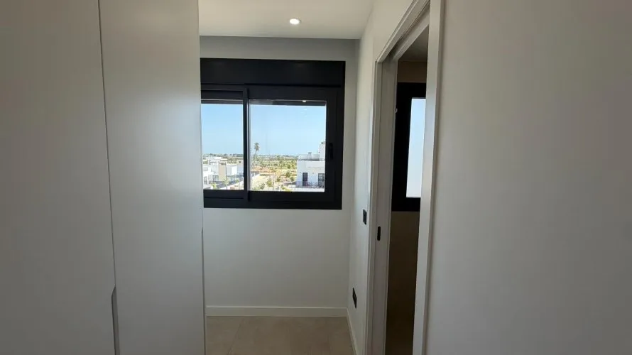 Apartment de 2 chambres à Los Alcazares, Espagne No. 1737 № 26