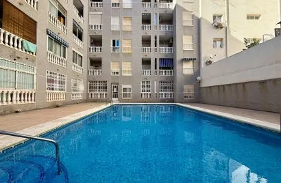 Apartment de 2 chambres à Torrevieja, Espagne No. 1753