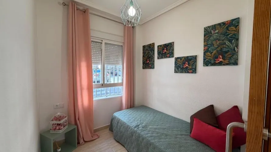 Apartment de 40m² à Torrevieja, Espagne No. 1743 № 8