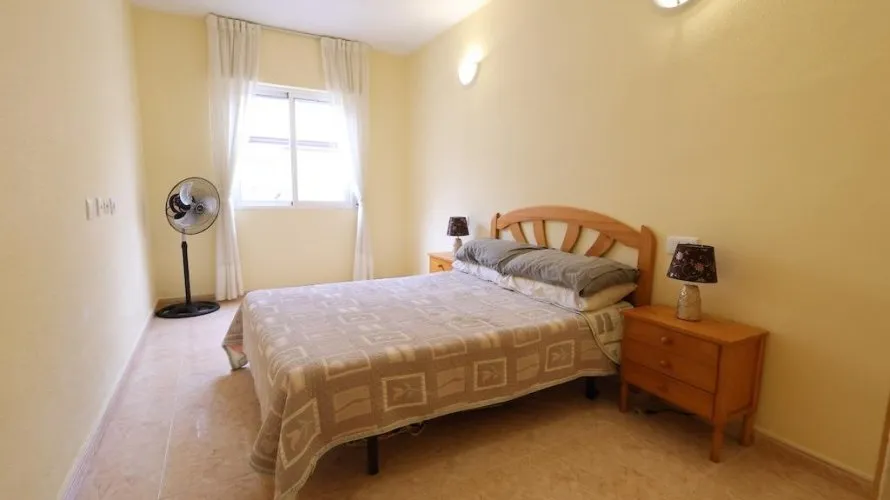 Apartment de 2 chambres à Torrevieja, Espagne No. 1739 № 3