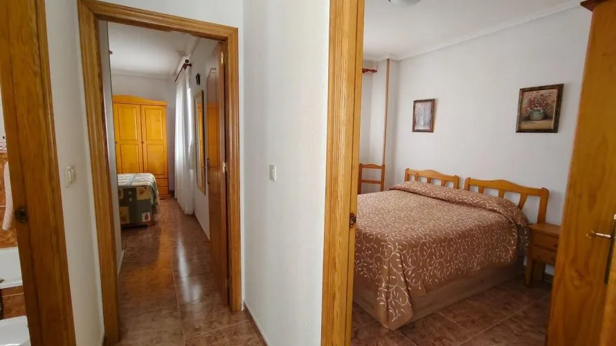 Apartment de 2 chambres à Torrevieja, Espagne No. 1789 № 11