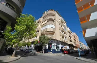 Apartment de 3 chambres à Torrevieja, Espagne No. 1709