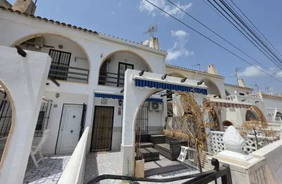 House de 2 chambres à Torrevieja, Espagne No. 1807
