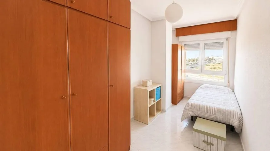 Apartment de 2 chambres à Torrevieja, Espagne No. 1818 № 7