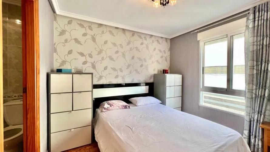 Apartment de 1 chambre à Torrevieja, Espagne No. 1794 № 4