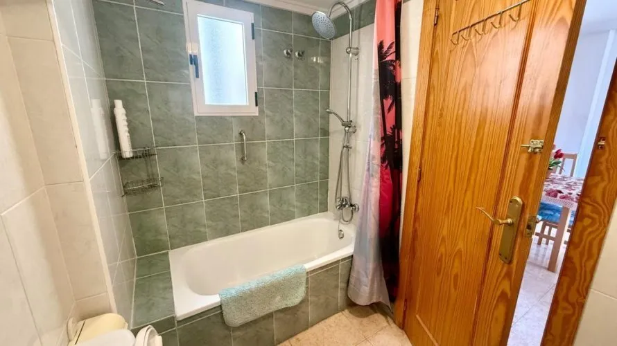 Apartment de 1 chambre à Torrevieja, Espagne No. 1823 № 3