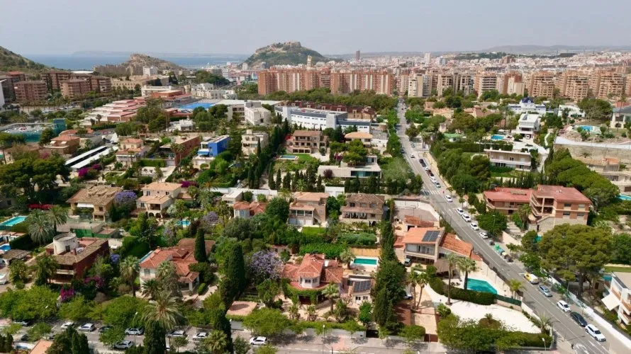 Квартира с 6 спальнями в Аликанте, Испания №1103 № 1