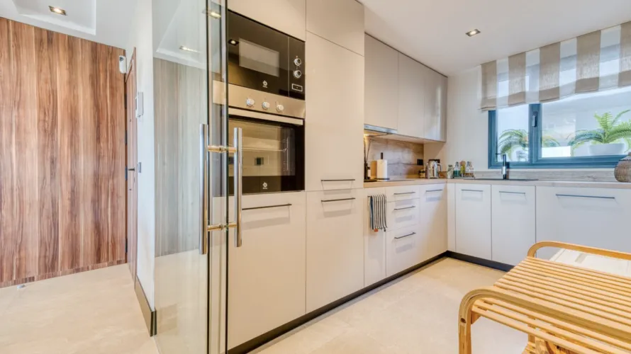 2 bedrooms apartment for sale , Marbella, Spain No. 412 № 14