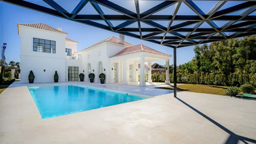 4 bedrooms villa for sale , Nueva Andalucia, Spain No. 276 № 25