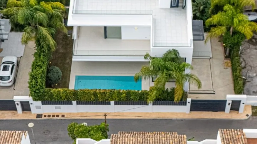 4 bedrooms villa for sale , Marbella, Spain No. 409 № 7