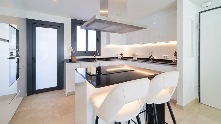 2 bedrooms apartment for sale , La Atalaya, Spain No. 192 № 5