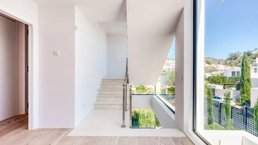 4 bedrooms villa for sale , Marbella, Spain No. 148 № 2