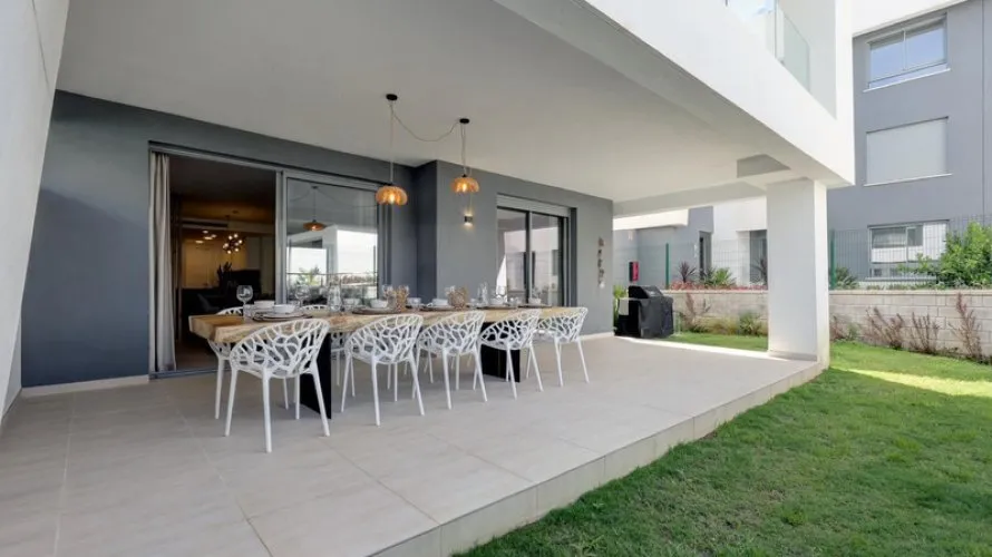 2 bedrooms apartment for sale , Estepona, Spain No. 416 № 11