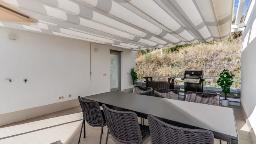 3 bedrooms townhouse for sale , Cancelada, Spain No. 401 № 15