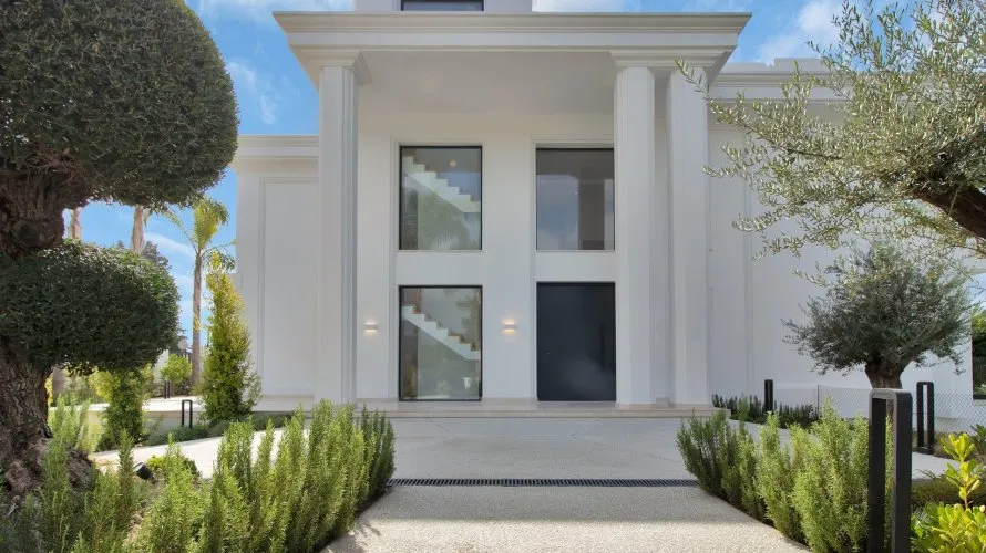 6 bedrooms villa for sale , Marbella, Spain No. 317 № 22