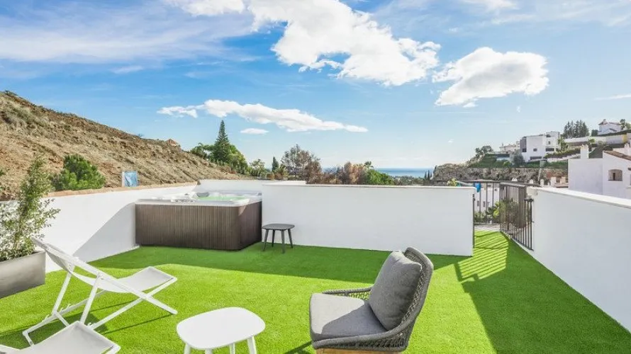 2 bedrooms apartment for sale , Benahavis, Spain No. 319 № 19