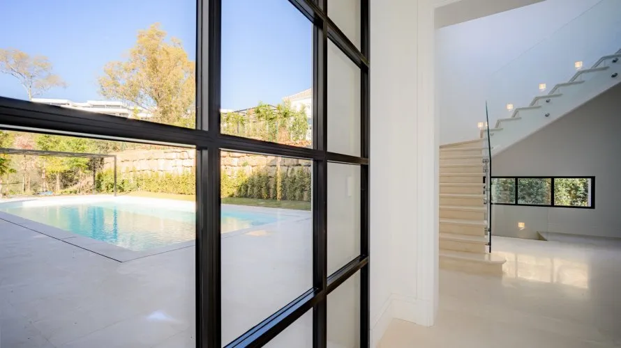 4 bedrooms villa for sale , Nueva Andalucia, Spain No. 276 № 7