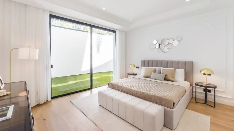 6 bedrooms villa for sale , Marbella, Spain No. 410 № 5