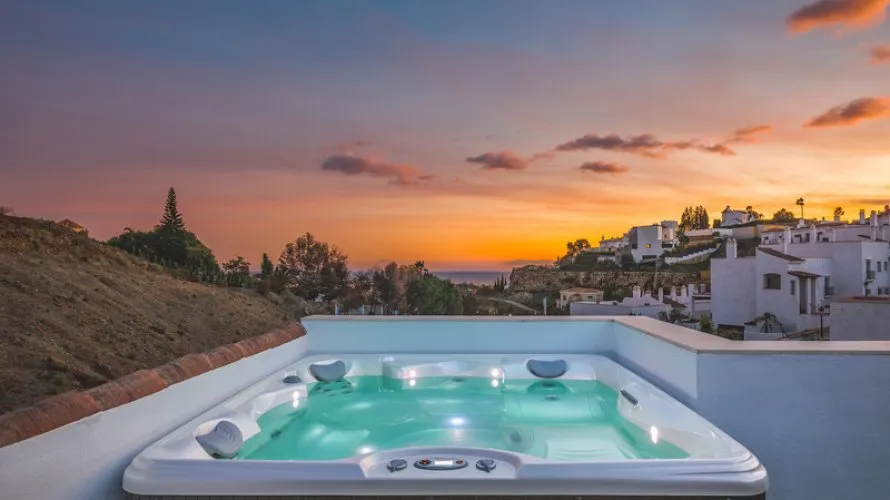 2 bedrooms apartment for sale , Benahavis, Spain No. 319 № 15