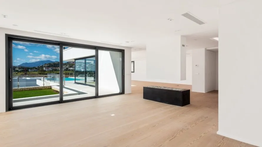 4 bedrooms villa for sale , Marbella, Spain No. 148