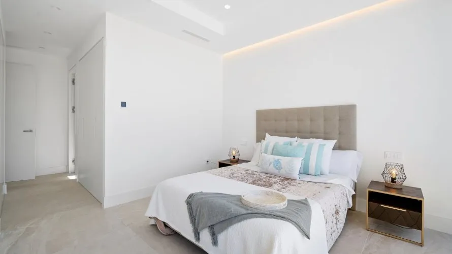 4 bedrooms villa for sale , Rio Real, Spain No. 167 № 3