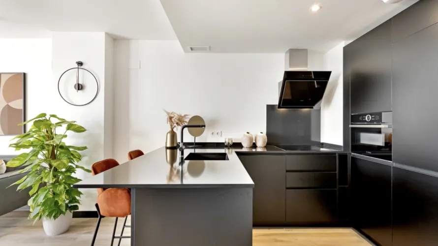 4 bedrooms apartment for sale , Mijas Costa, Spain No. 361 № 9