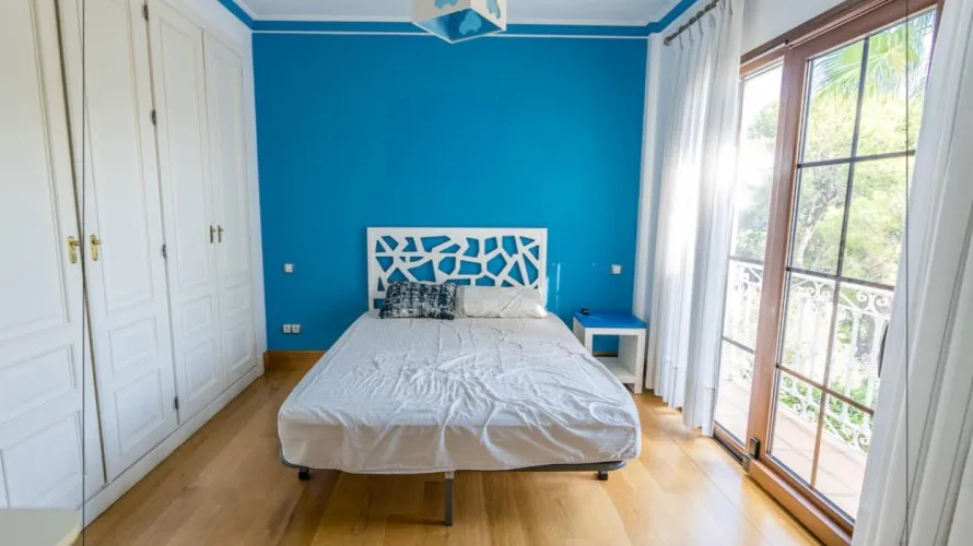 5 bedrooms villa for sale , Marbella, Spain No. 190 № 1