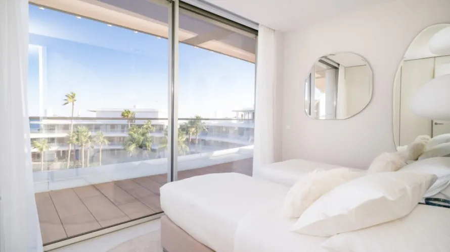 3 bedrooms penthouse for sale , Estepona, Spain No. 386 № 14