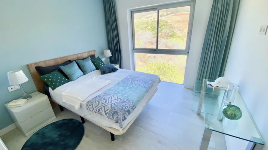 3 bedrooms apartment for sale , Estepona, Spain No. 423 № 1