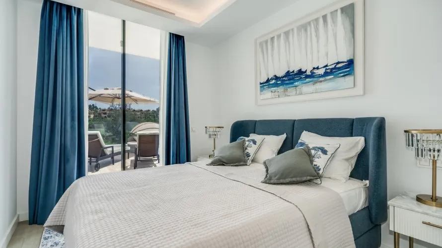 5 bedrooms house for sale , Cancelada, Spain No. 400 № 17