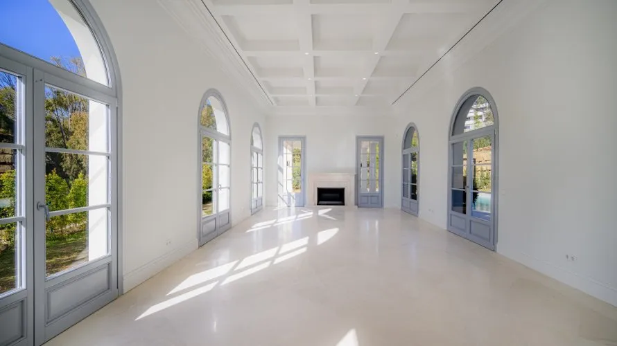 4 bedrooms villa for sale , Nueva Andalucia, Spain No. 276 № 8