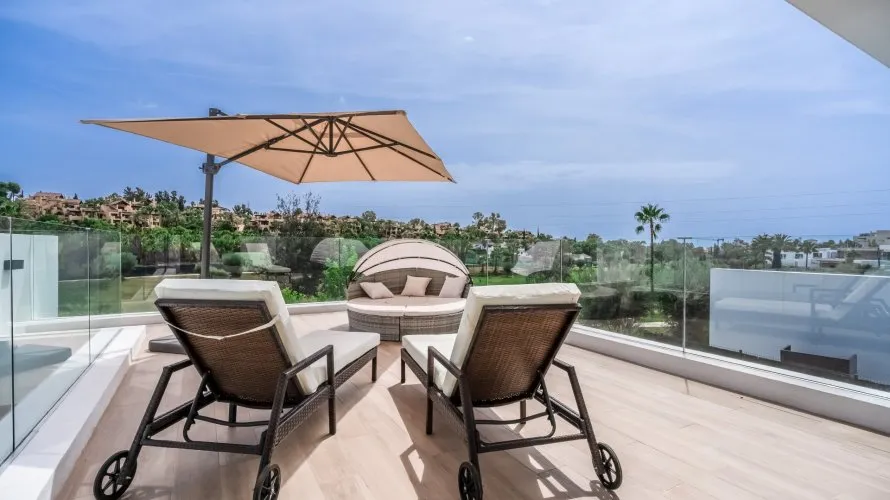 5 bedrooms house for sale , Cancelada, Spain No. 400 № 11