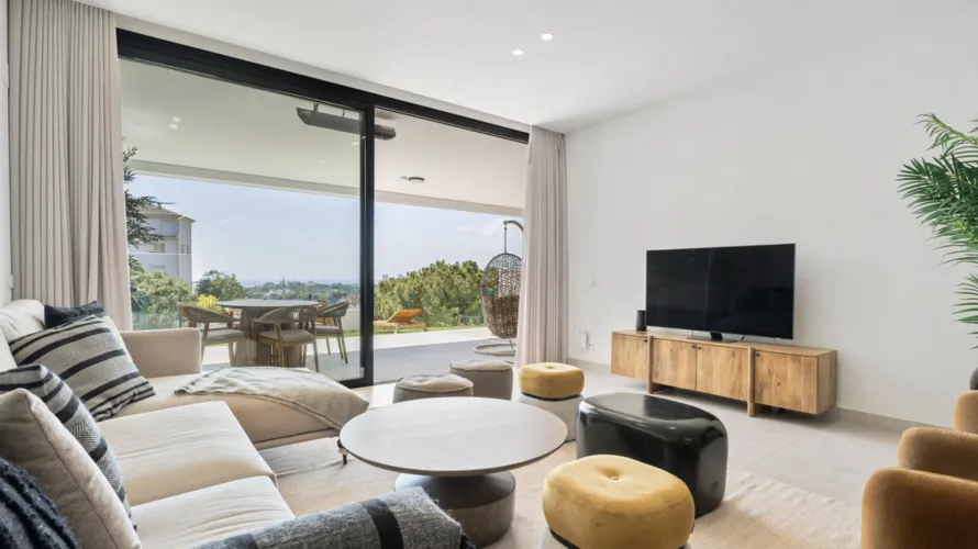 3 bedrooms apartment for sale , Marbella, Spain No. 408 № 1