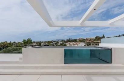 4 bedrooms townhouse for sale , Marbella, Spain No. 212