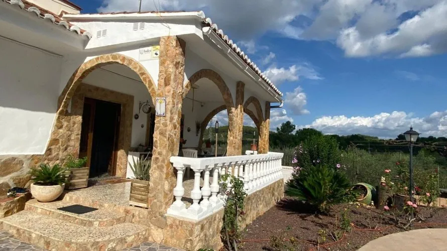 3 bedrooms house for sale , Algimia d'Alfara, Spain No. 685 № 14