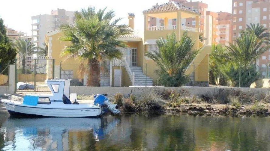 3 bedrooms villa for sale , La Manga del Mar Menor, Spain No. 659 № 12