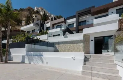 4 bedrooms apartment for sale , Benidorm, Spain No. 737