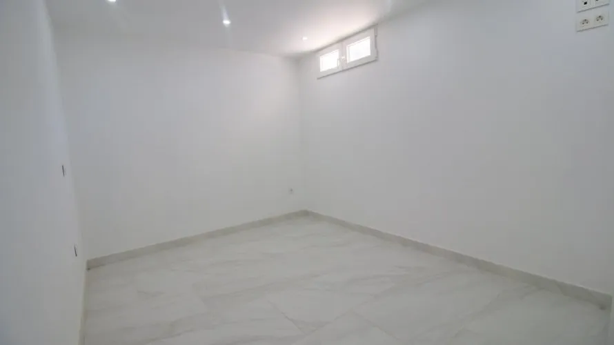 4 bedrooms apartment for sale, La Torre, Spain No. 719 № 12