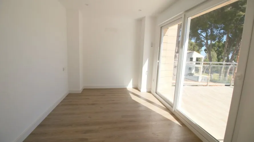 4 bedrooms apartment for sale, La Torre, Spain No. 719 № 15