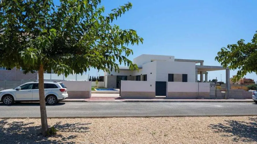 3 bedrooms villa for sale, Daya Nueva, Spain No. 666 № 6