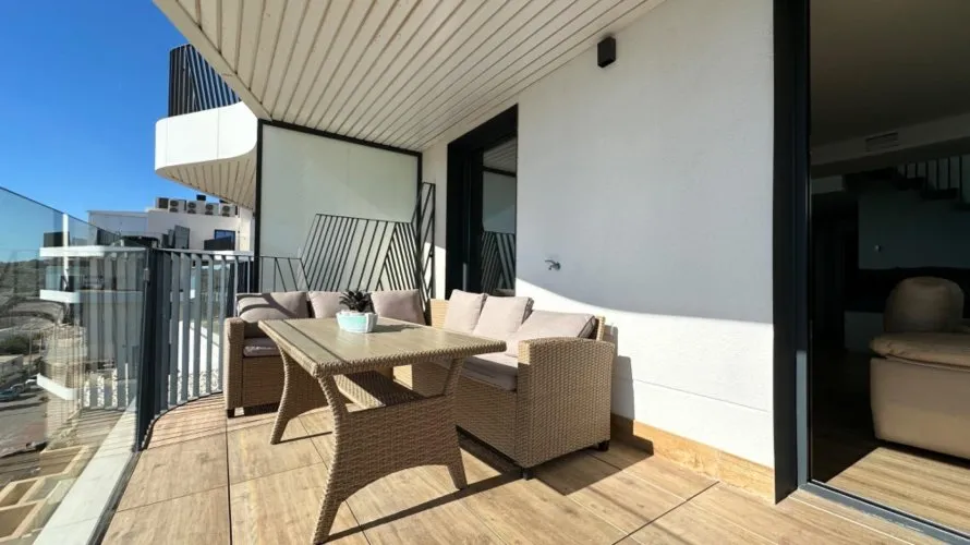 3 bedrooms penthouse for sale, Villajoyosa, Spain No. 773