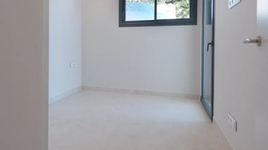 4 bedrooms apartment for sale , Benidorm, Spain No. 737 № 3
