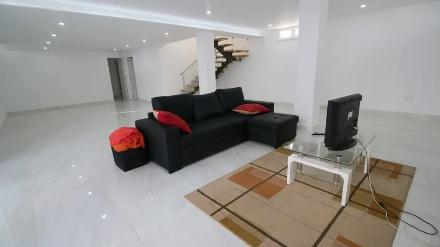 4 bedrooms apartment for sale, La Torre, Spain No. 719 № 13